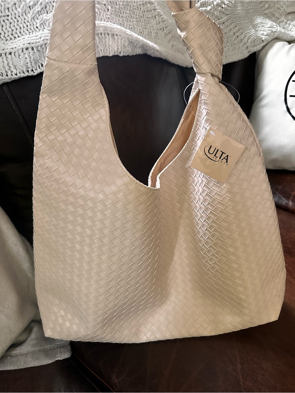 Ulta Beauty Woven Hobo Bag in Light Beige